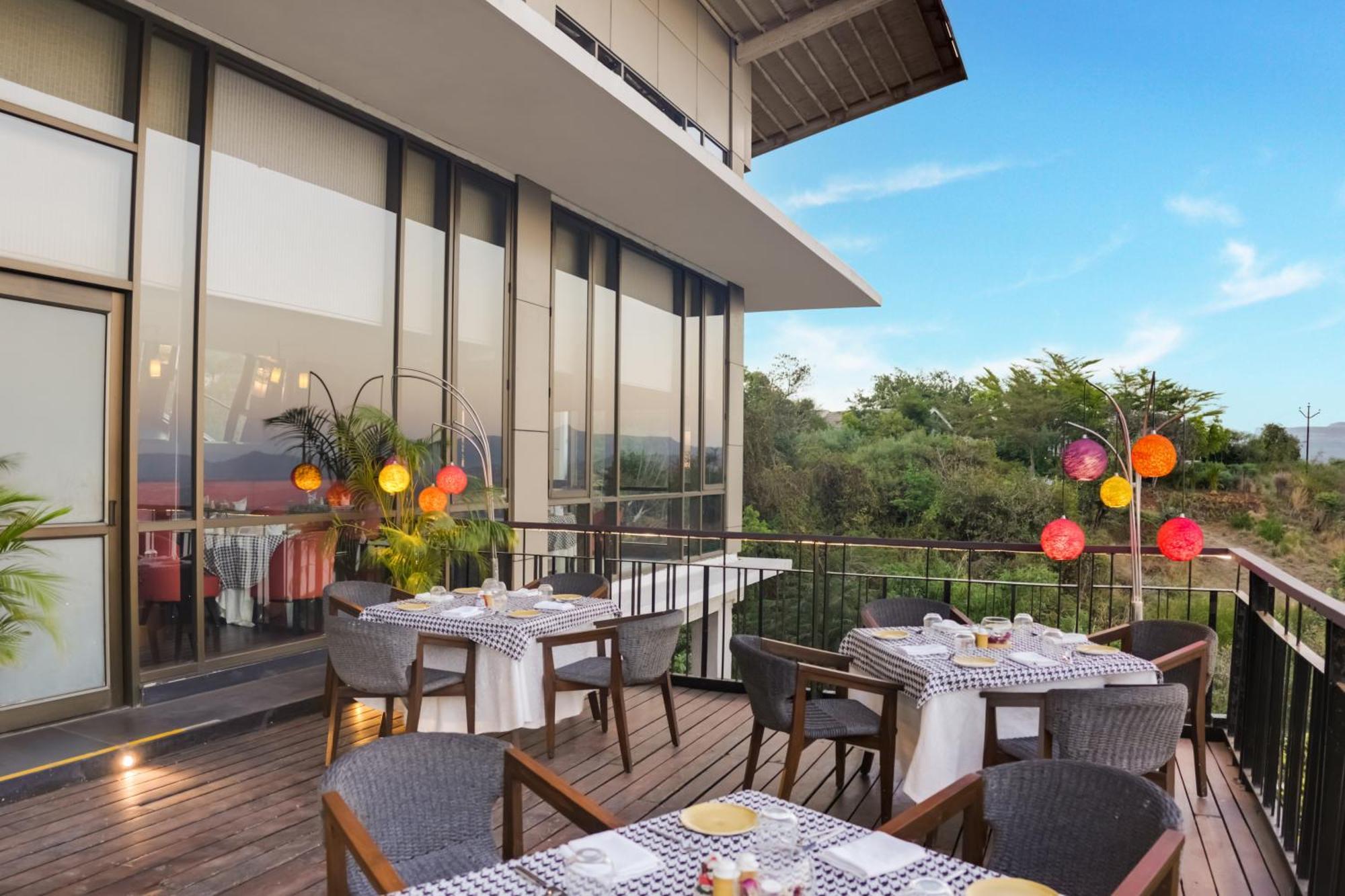 Club Mahindra Tungi, Lonavala Hotel Exterior photo